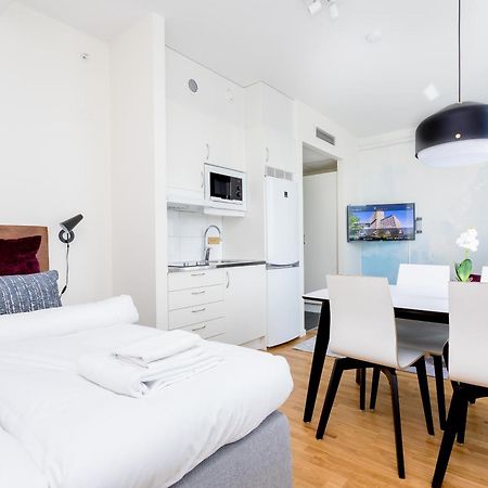 Apartdirect Aelvsjoe Stockholm Exterior photo