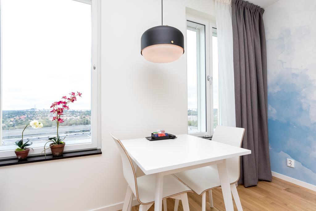 Apartdirect Aelvsjoe Stockholm Exterior photo
