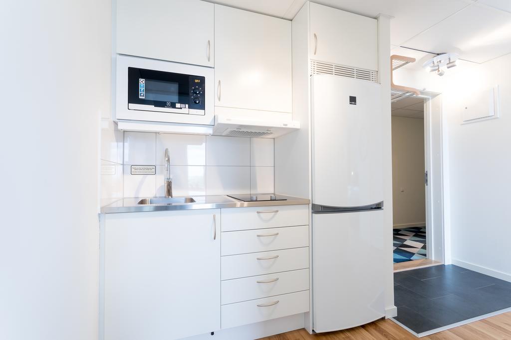 Apartdirect Aelvsjoe Stockholm Exterior photo